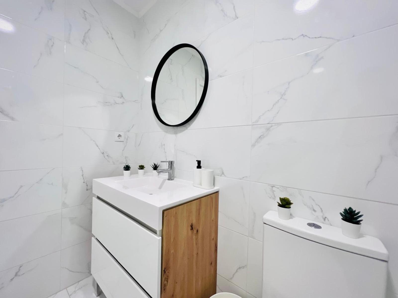 Apartamento Luxury Spacious Flat In Lisbon, Ideal For Tourists *