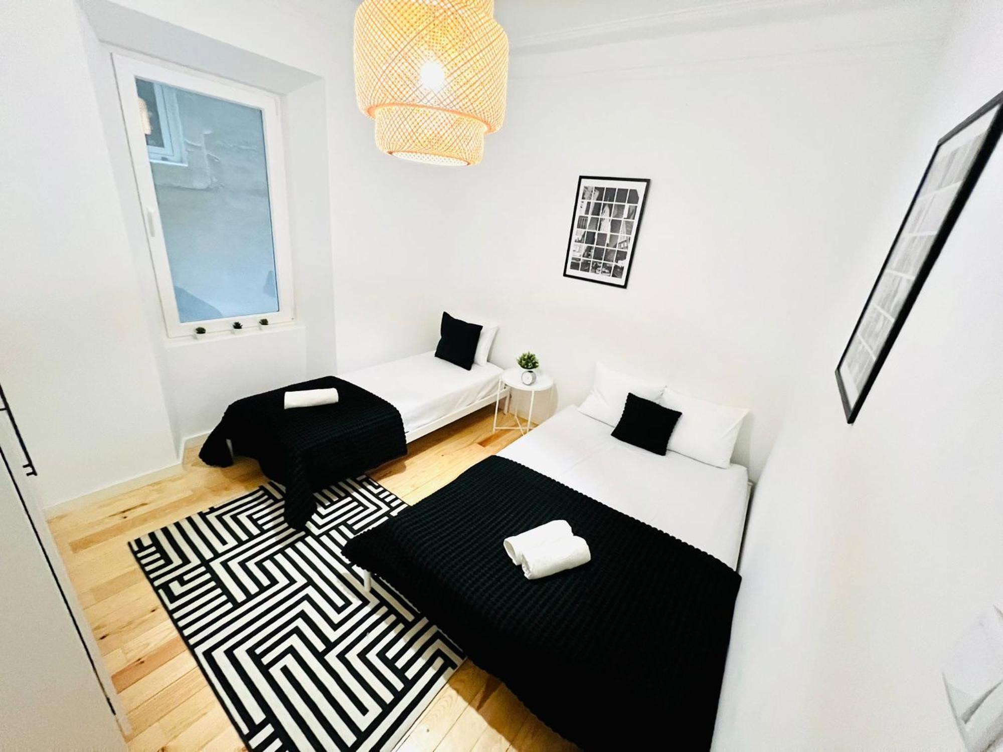 Luxury Spacious Flat In Lisbon, Ideal For Tourists Lissabon
